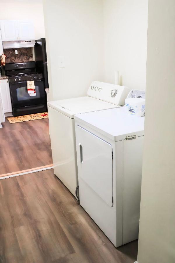 Cozy City Retreat Near Downtown Indianapolis- Private Bedroom Exteriör bild