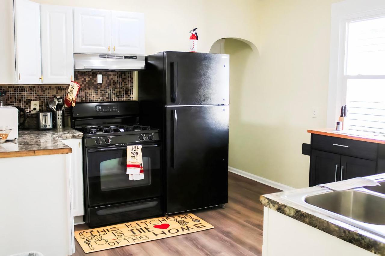 Cozy City Retreat Near Downtown Indianapolis- Private Bedroom Exteriör bild