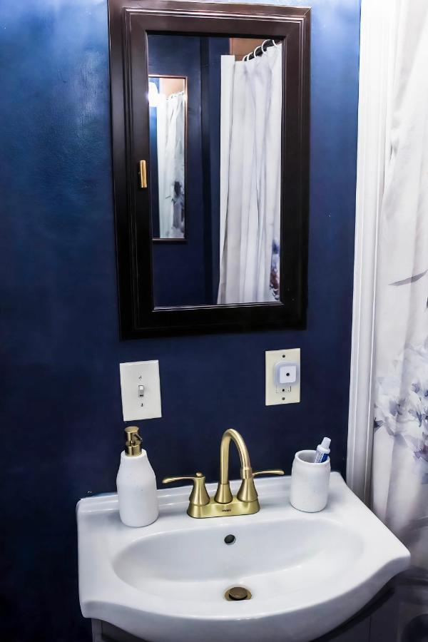 Cozy City Retreat Near Downtown Indianapolis- Private Bedroom Exteriör bild